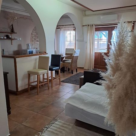 Apartman Romana Postorna Екстер'єр фото